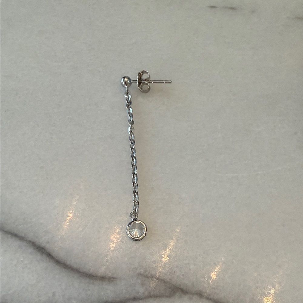 Ross Simon’s Dangle Earring - Picture 4 of 4